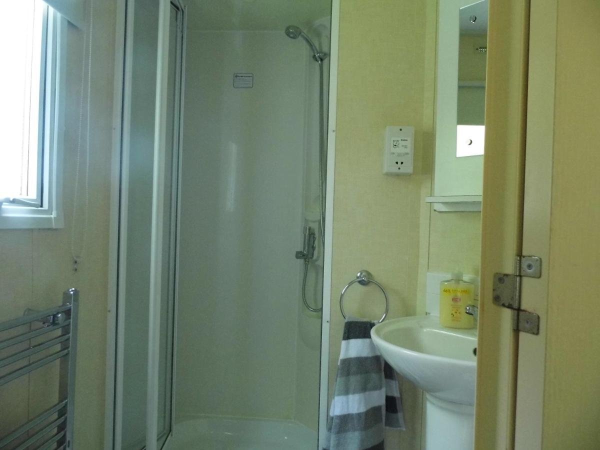Oakdene -3 Bedroom Caravan Weeley Ngoại thất bức ảnh